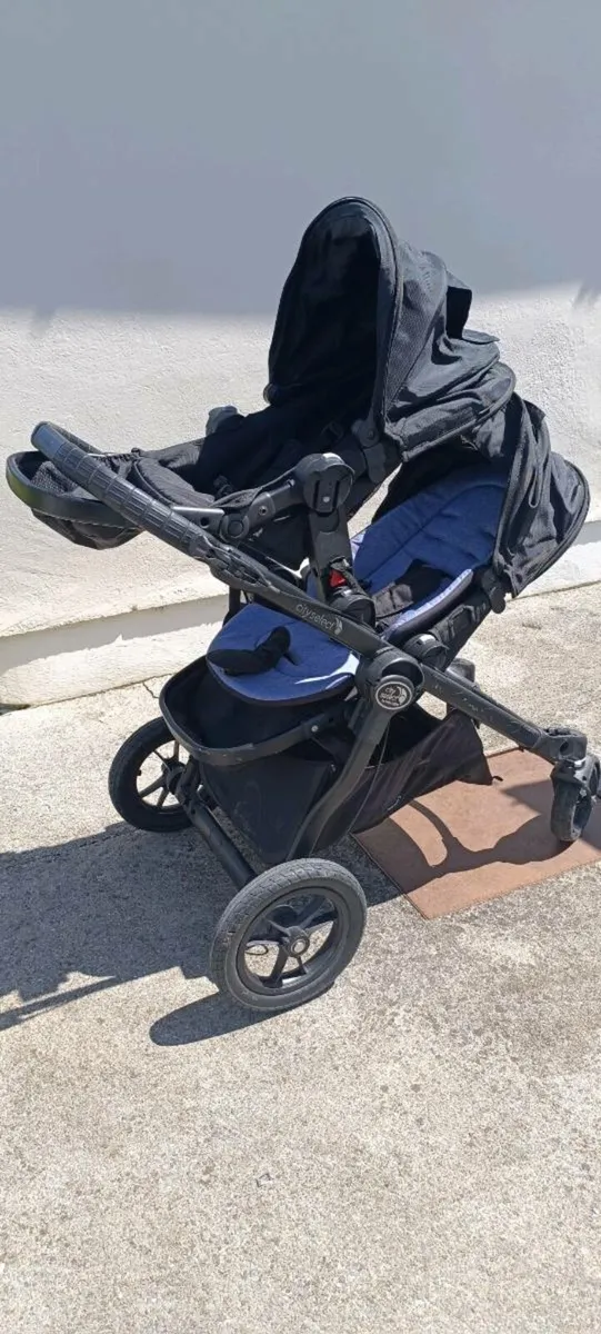 Double buggy - Image 2