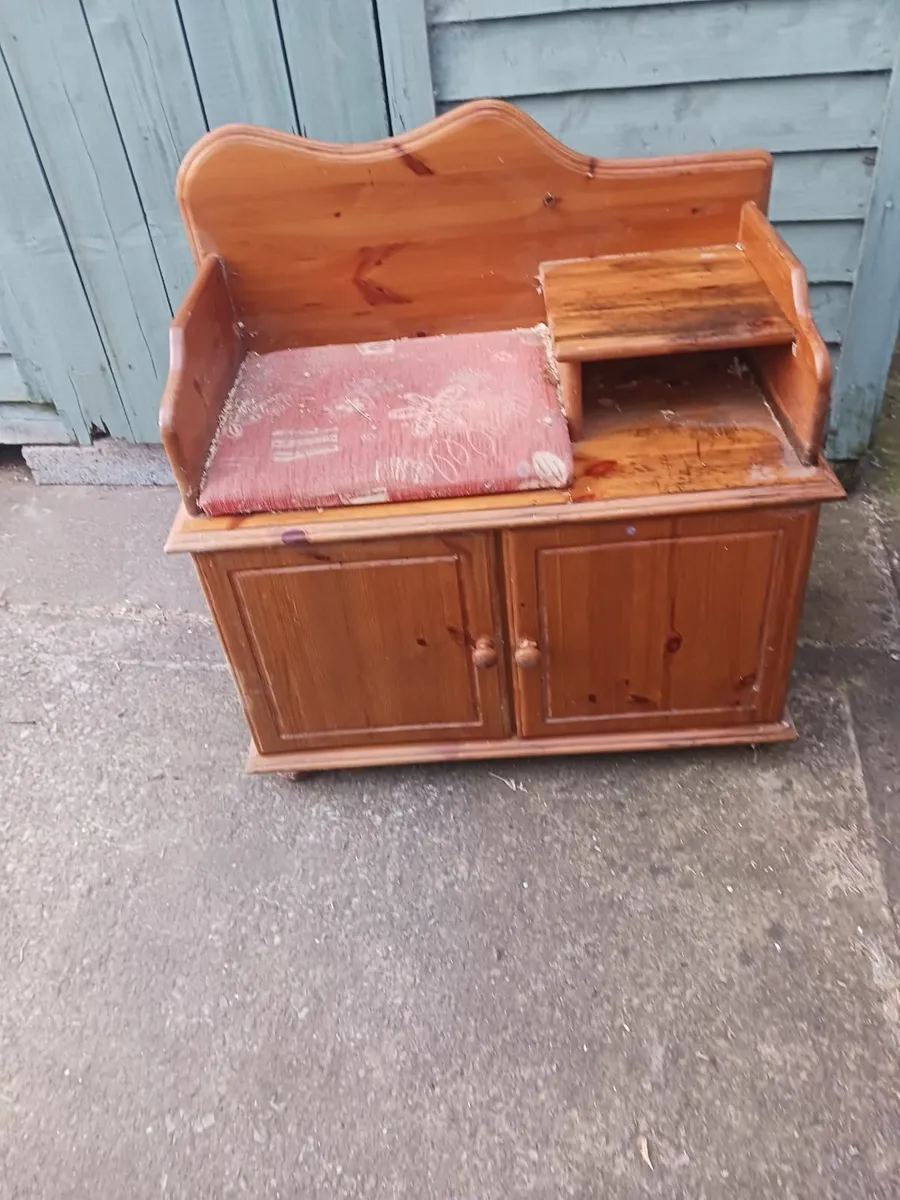 FREE - Hall seat/cupboard - Image 1