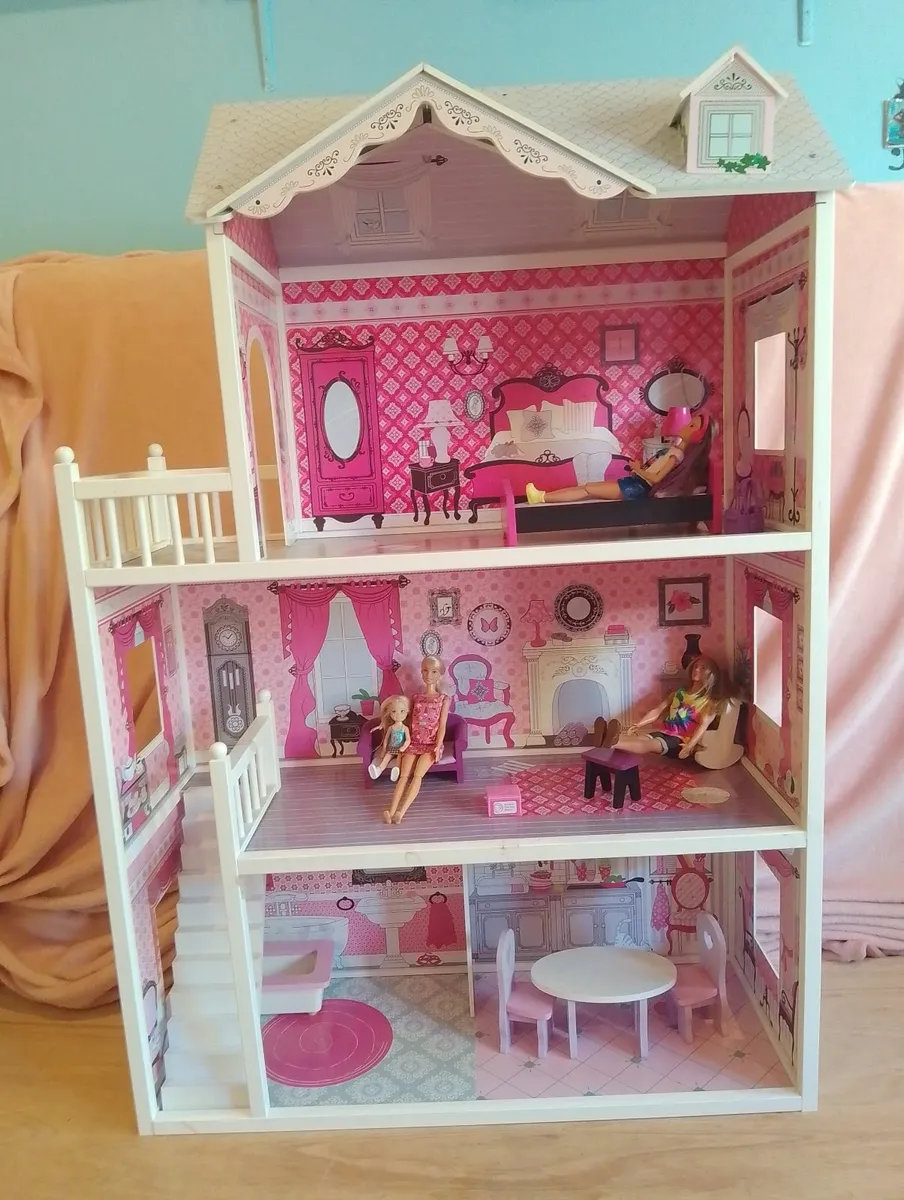 Dolls house - Image 4