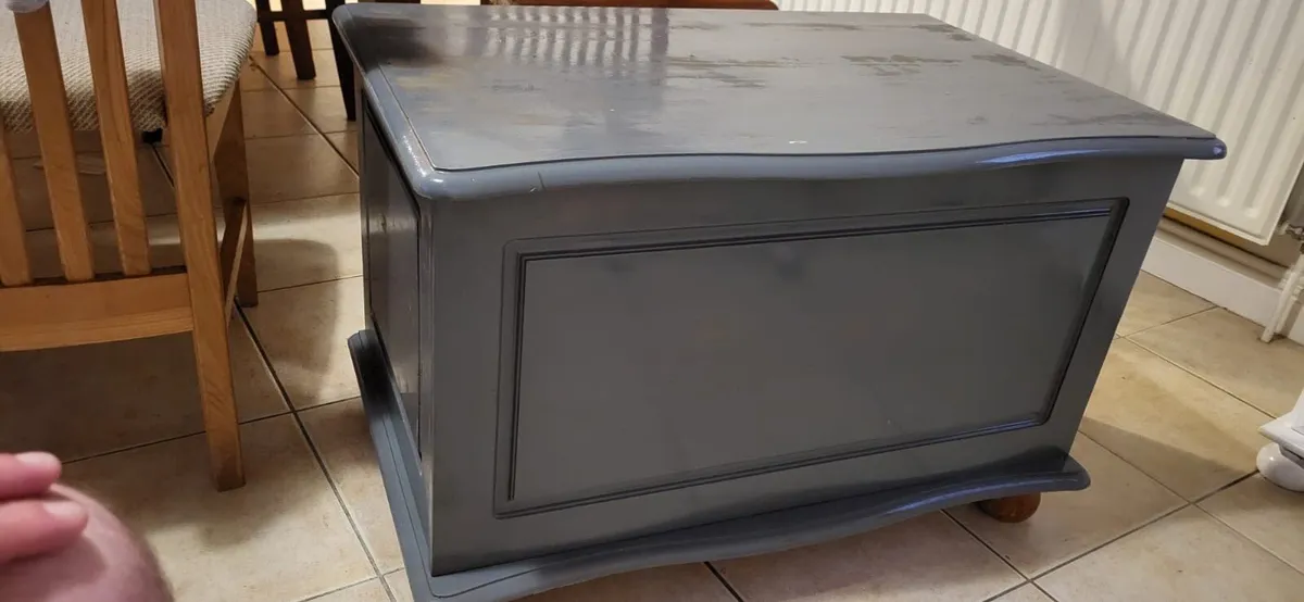 Blanket box