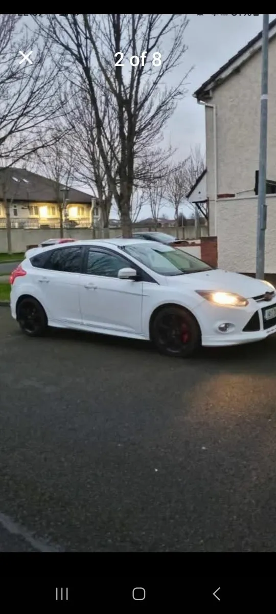 Ford Focus 2014 - Image 2