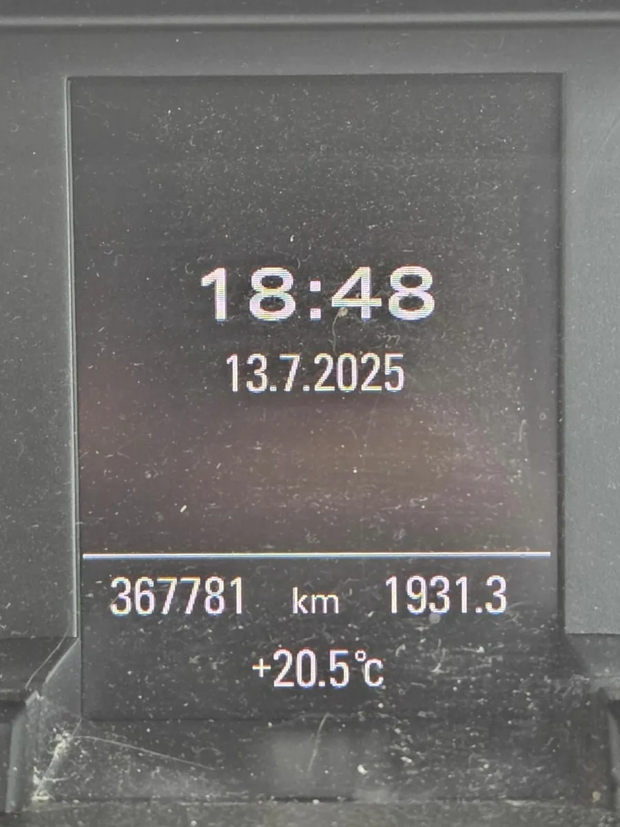 Audi A4 2010 - Image 2