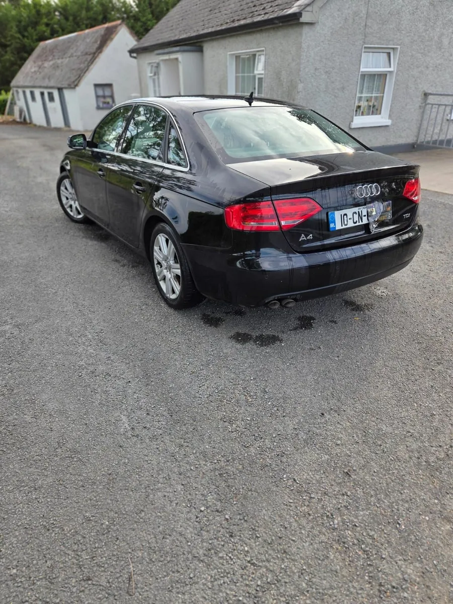 Audi A4 2010 - Image 3