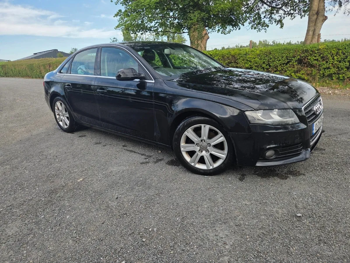 Audi A4 2010 - Image 1