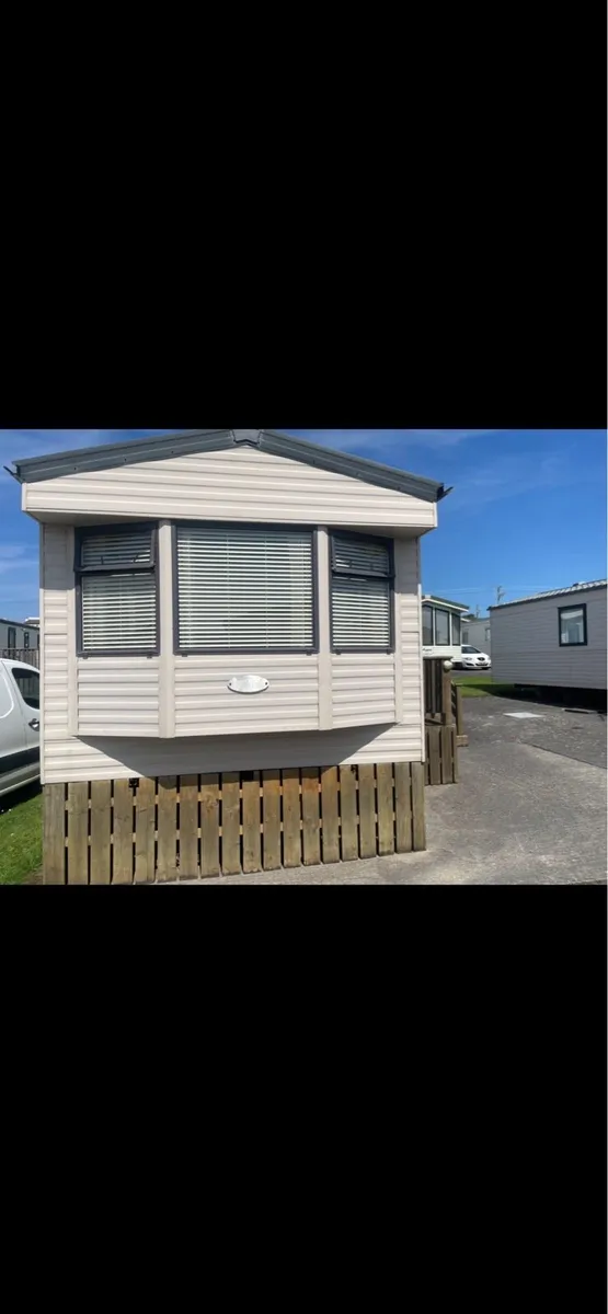 Mobile home - Image 1