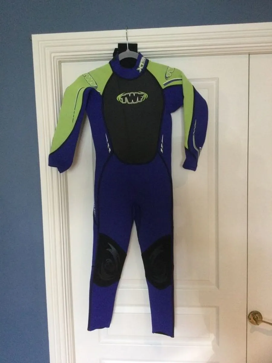 Wetsuits kids and Adults . various sizes, - Image 3