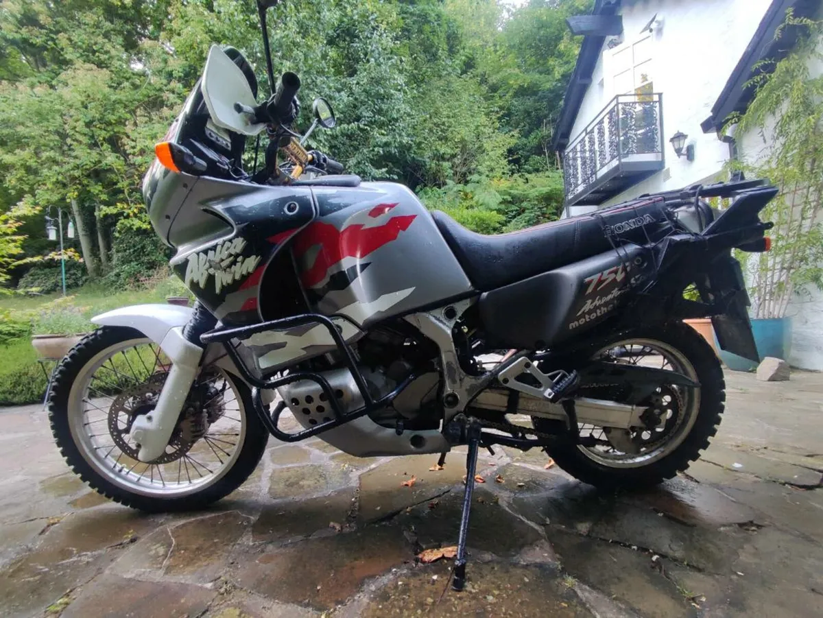 Honda Africa Twin XRV750 - Image 4