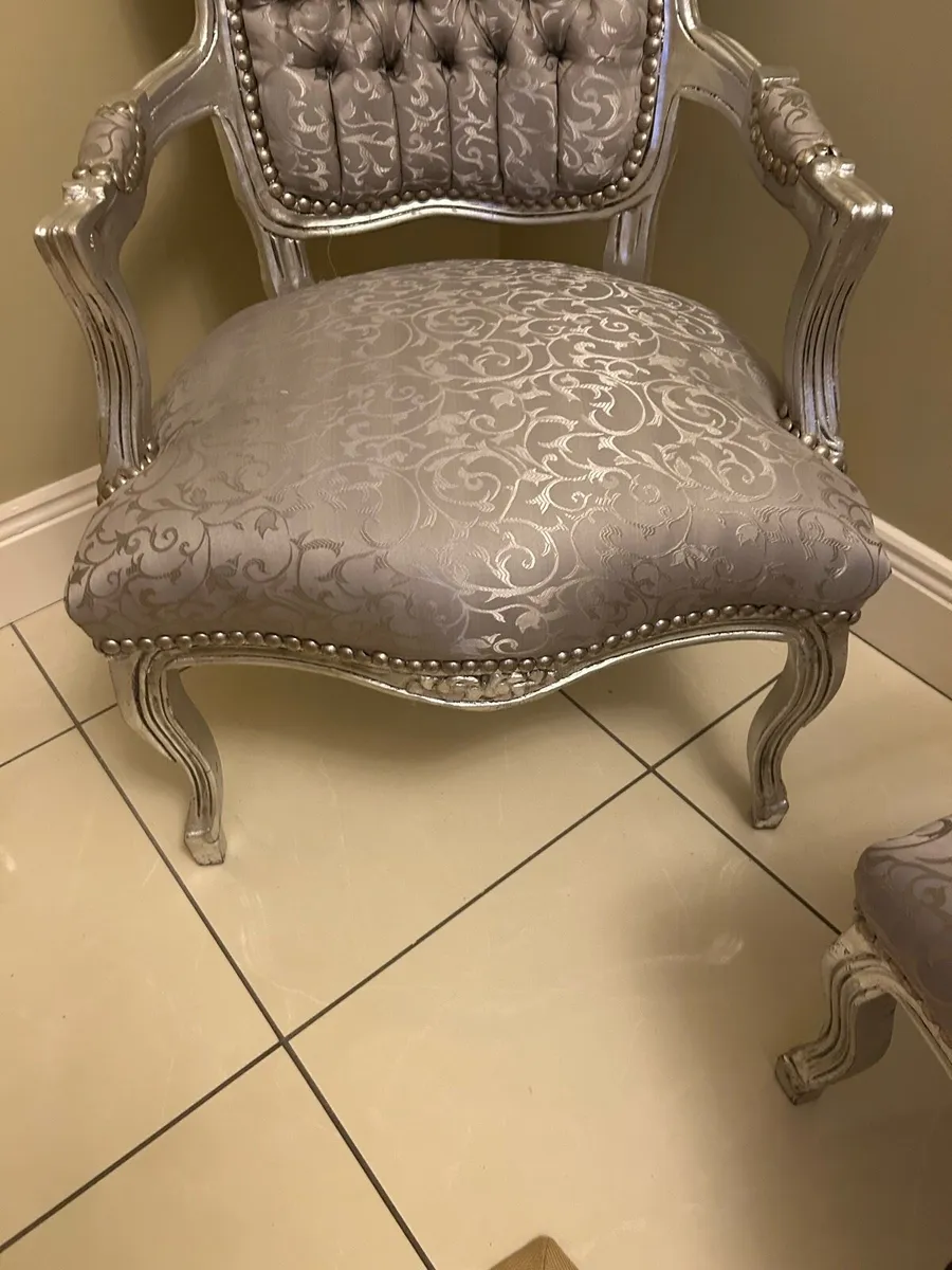 French Louis style shabby chic chaurs - Image 3