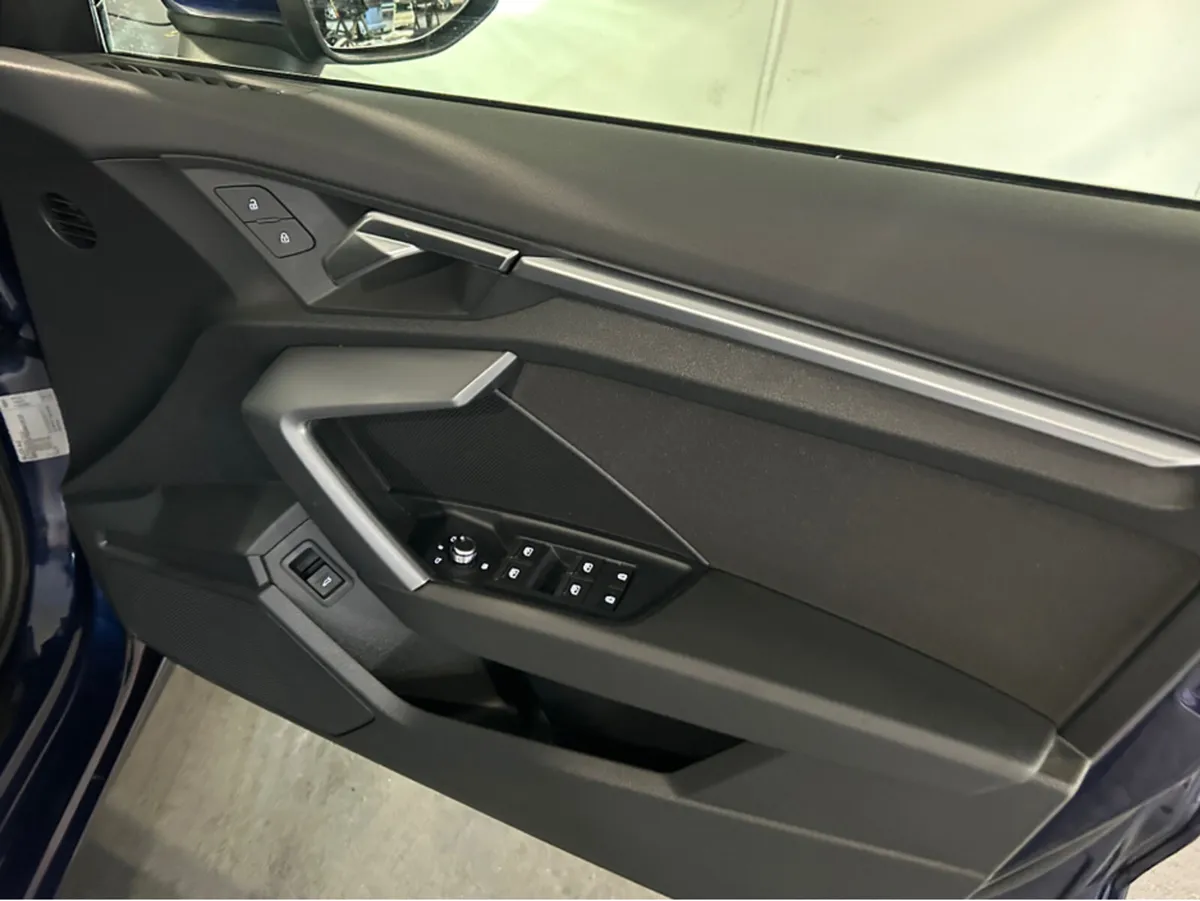 Audi A3 SAL 30 TDI 115HP SE 35 - Image 3