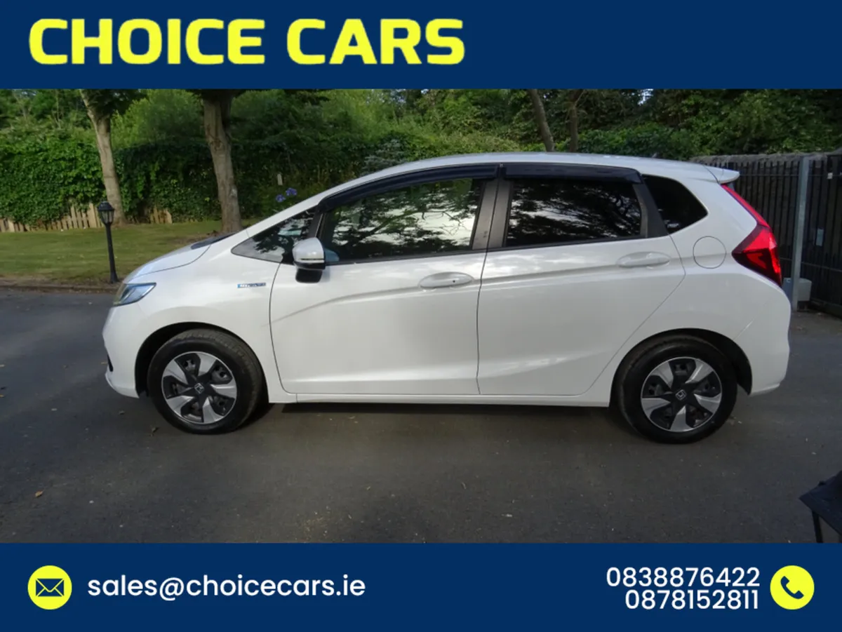 Honda Fit 1.5 AUTO HYBRID L SPEC - Image 3