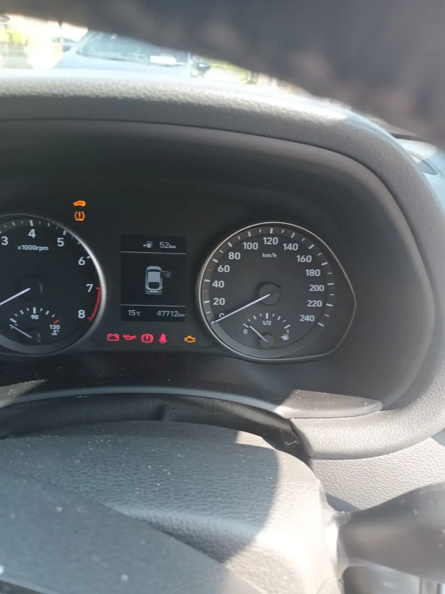 Hyundai i30 Fastback 2018 - Image 4