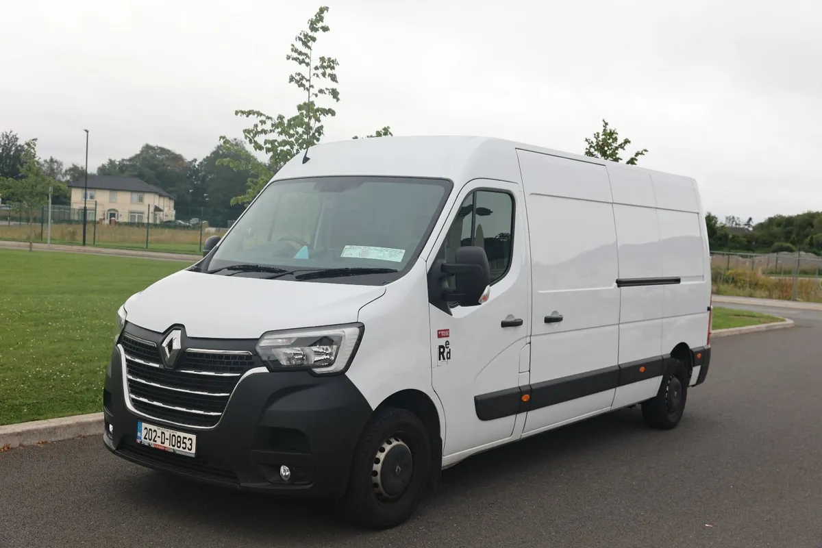 Renault Master 2020 - Image 1