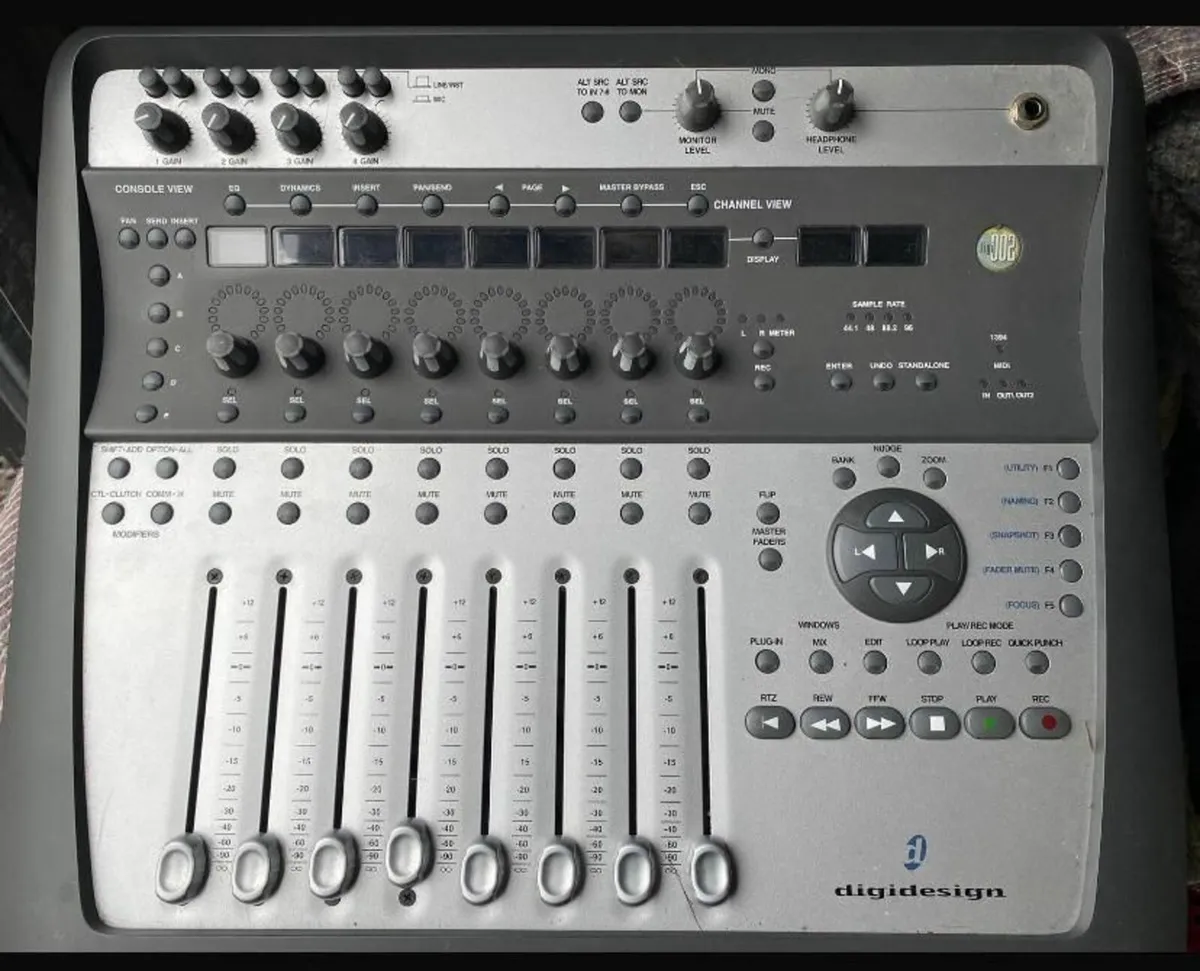 Music Recording Equipment Items - Image 4