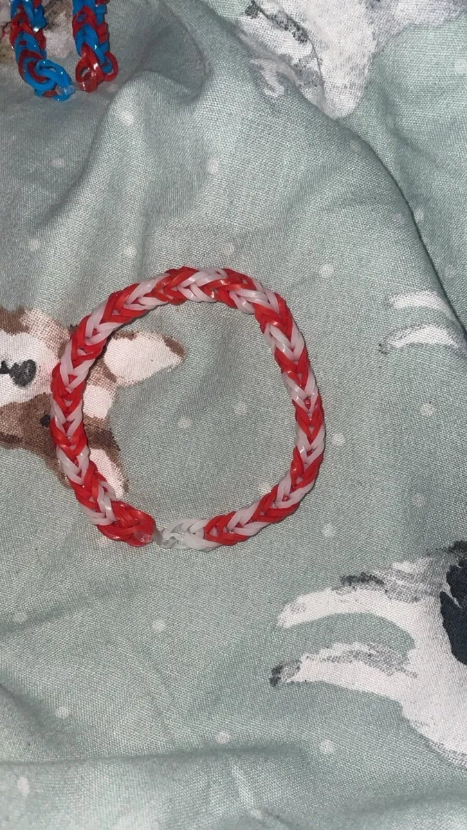 Loom band bracelets - Image 1