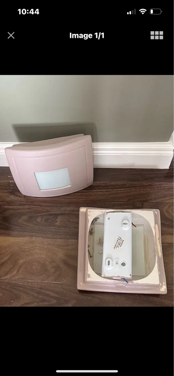 Ceramic wall lights