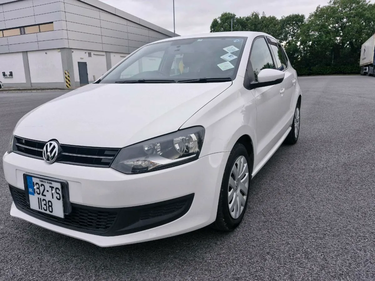 2013 VW Polo Automatic 1.2 TSI Bluemotion - Image 2