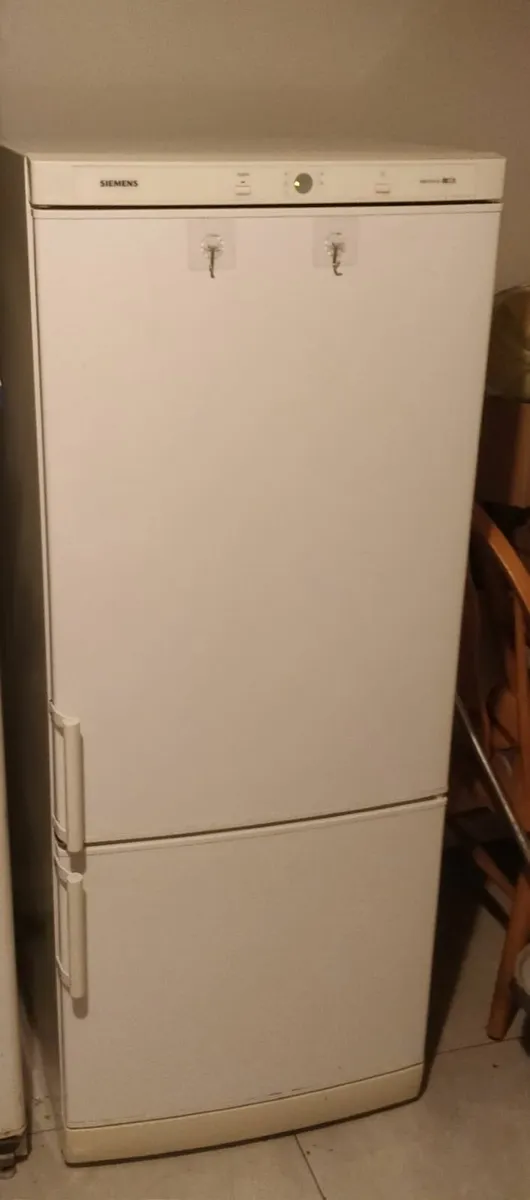 Siemens Fridge Freezer - Image 1