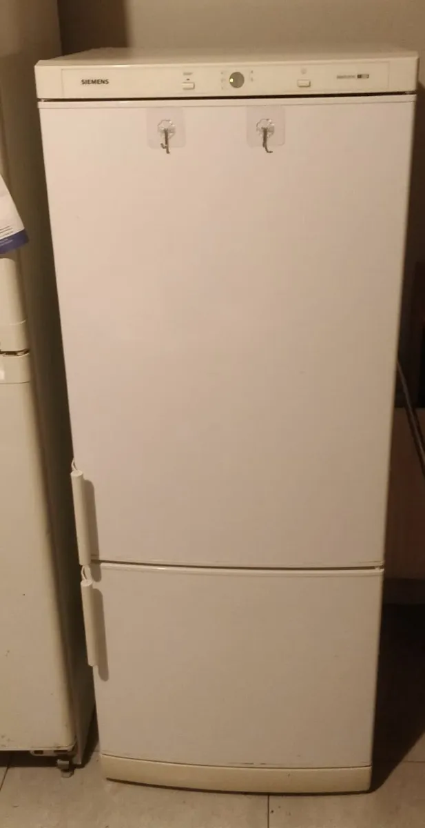 Siemens Fridge Freezer - Image 3