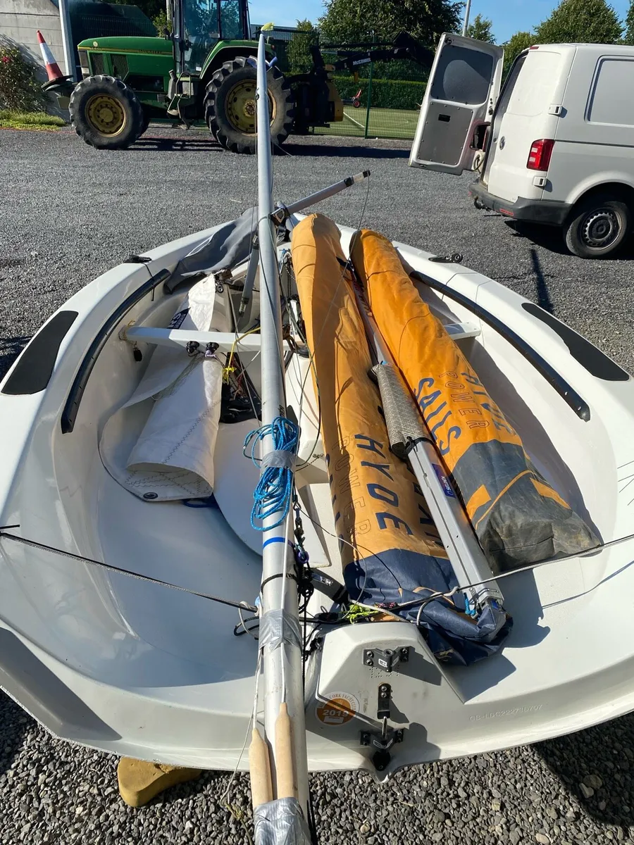RS sailing boats - Image 4