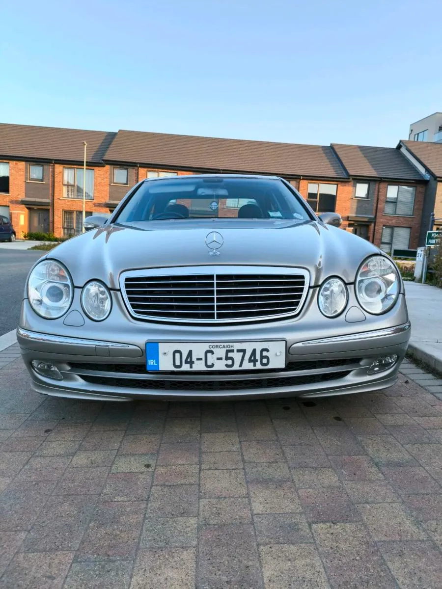 €1650 Mercedes E class 04 Avantgarde Classic - Image 3
