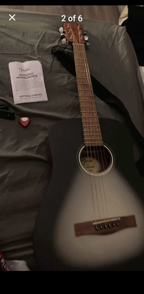 Guitar (Fender) - Image 2