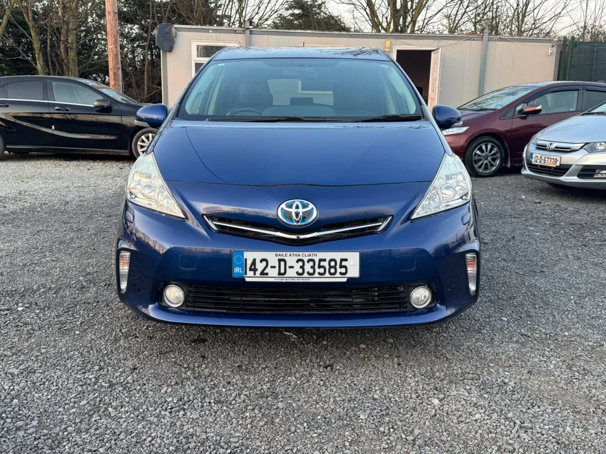 142 Toyota Prius Alpha 7 Seater Fully Automatic - Image 3