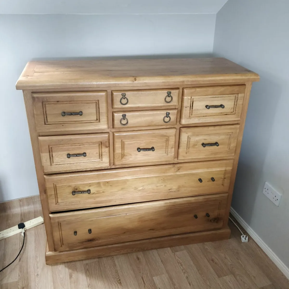 CHEST OF DRAWERS (SOLID OAK) - Image 3