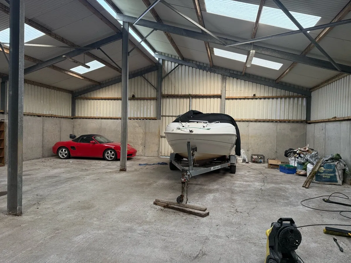 Storage Caravan Car Boat - Image 1
