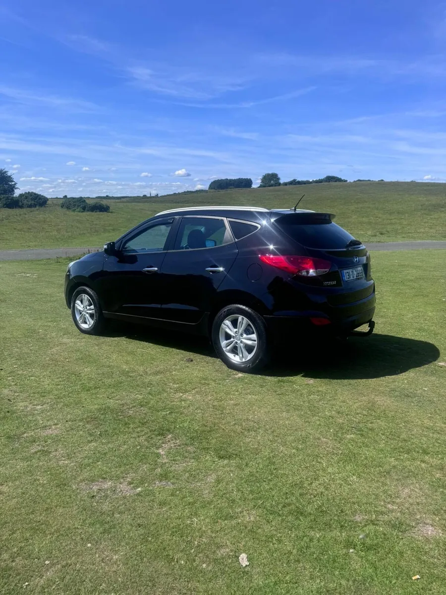 Hyundai IX35 NCT AND TAX - Image 4