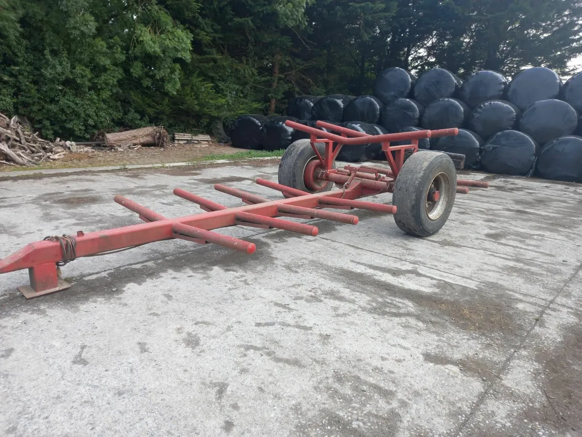 Bale trailer - Image 2