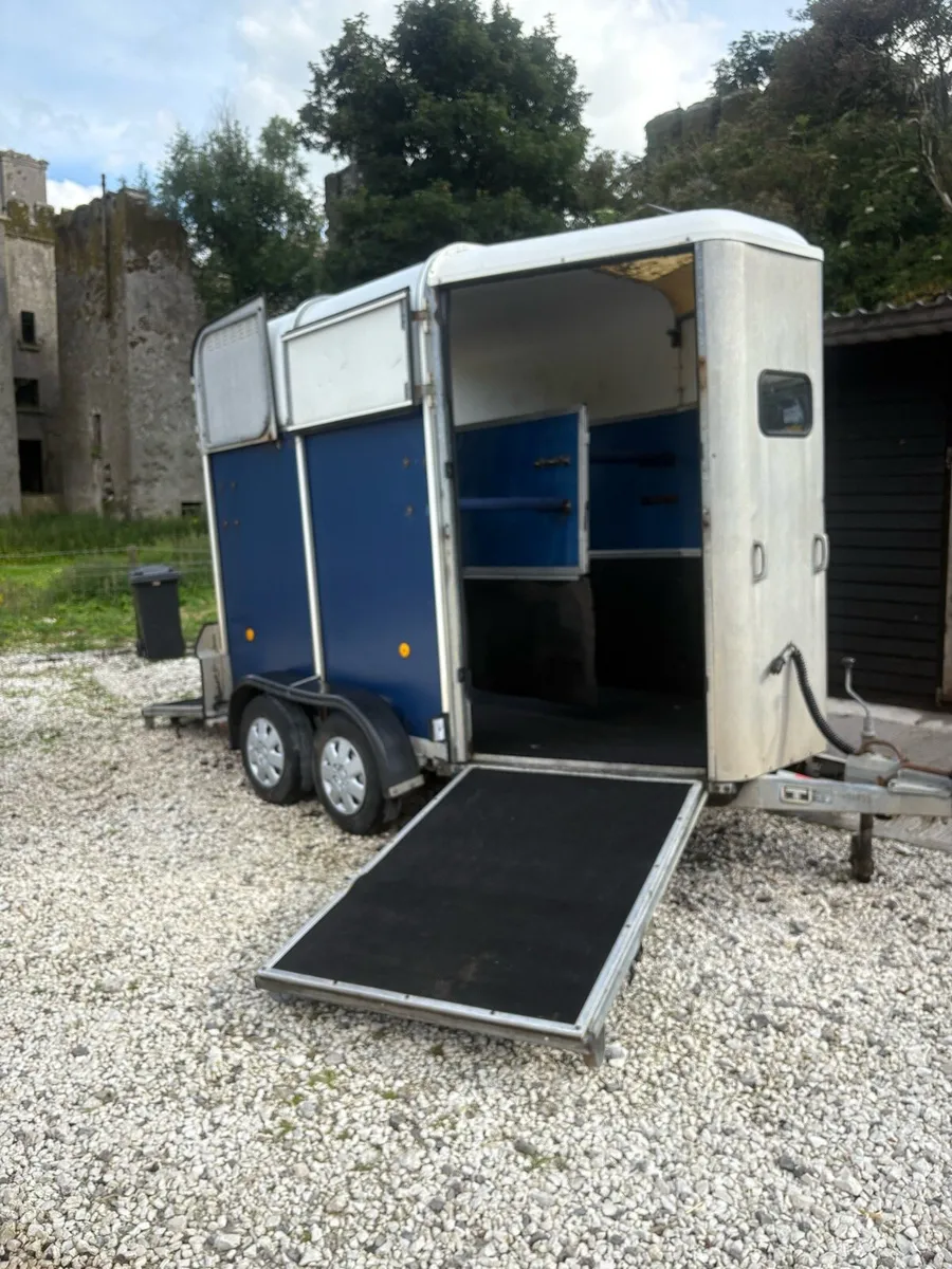 Ifor Williams Horsebox trailer - Image 1