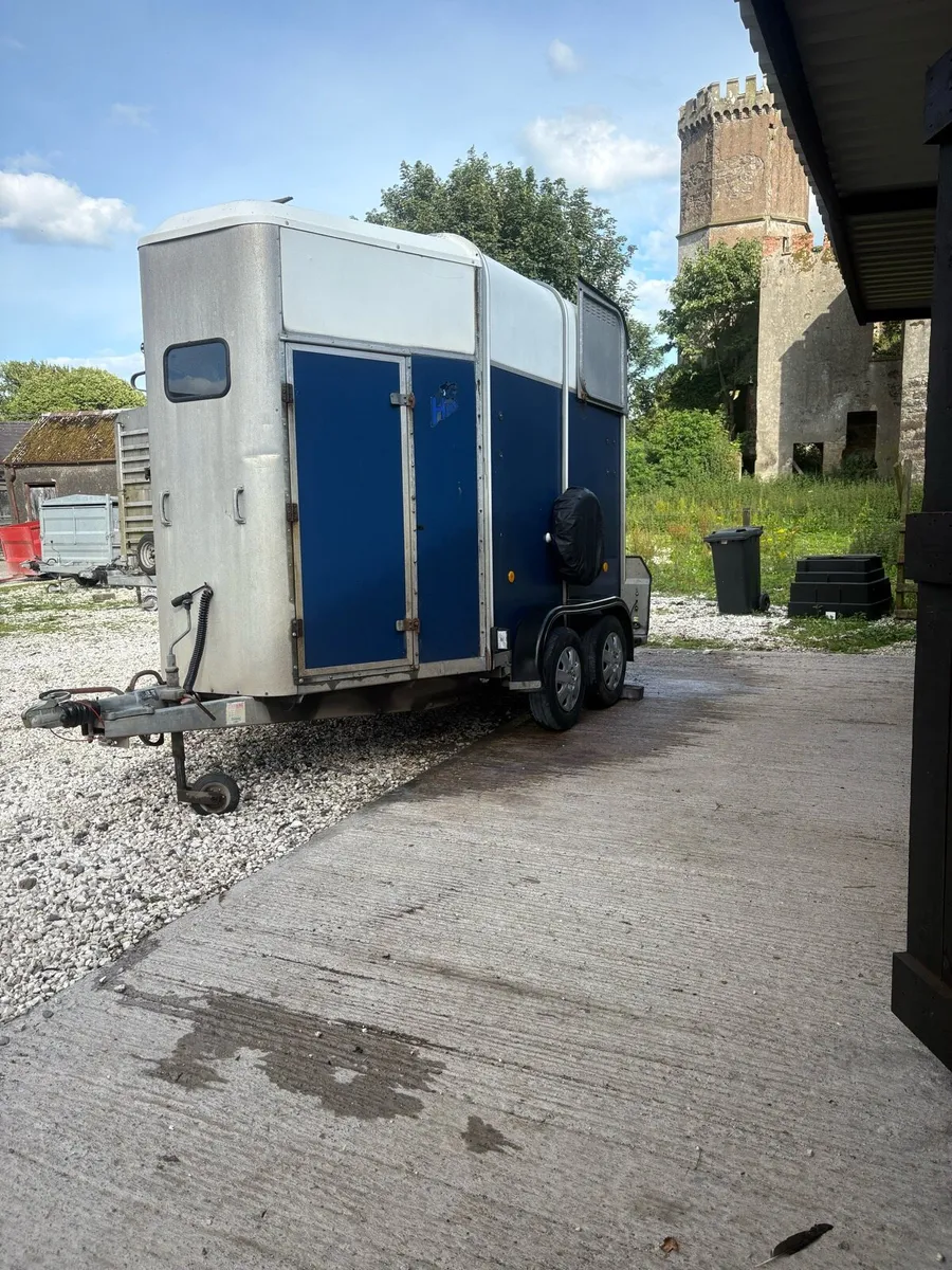 Ifor Williams Horsebox trailer - Image 2