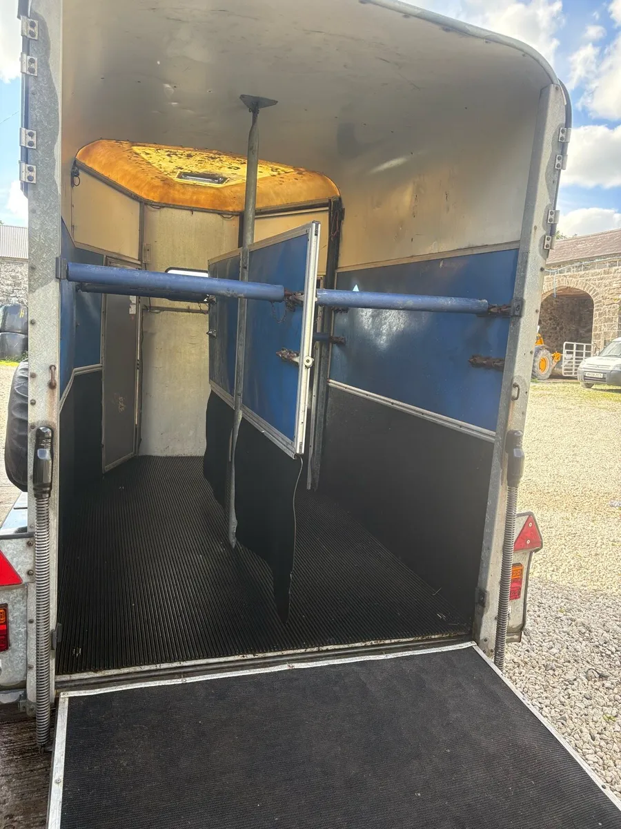 Ifor Williams Horsebox trailer - Image 3