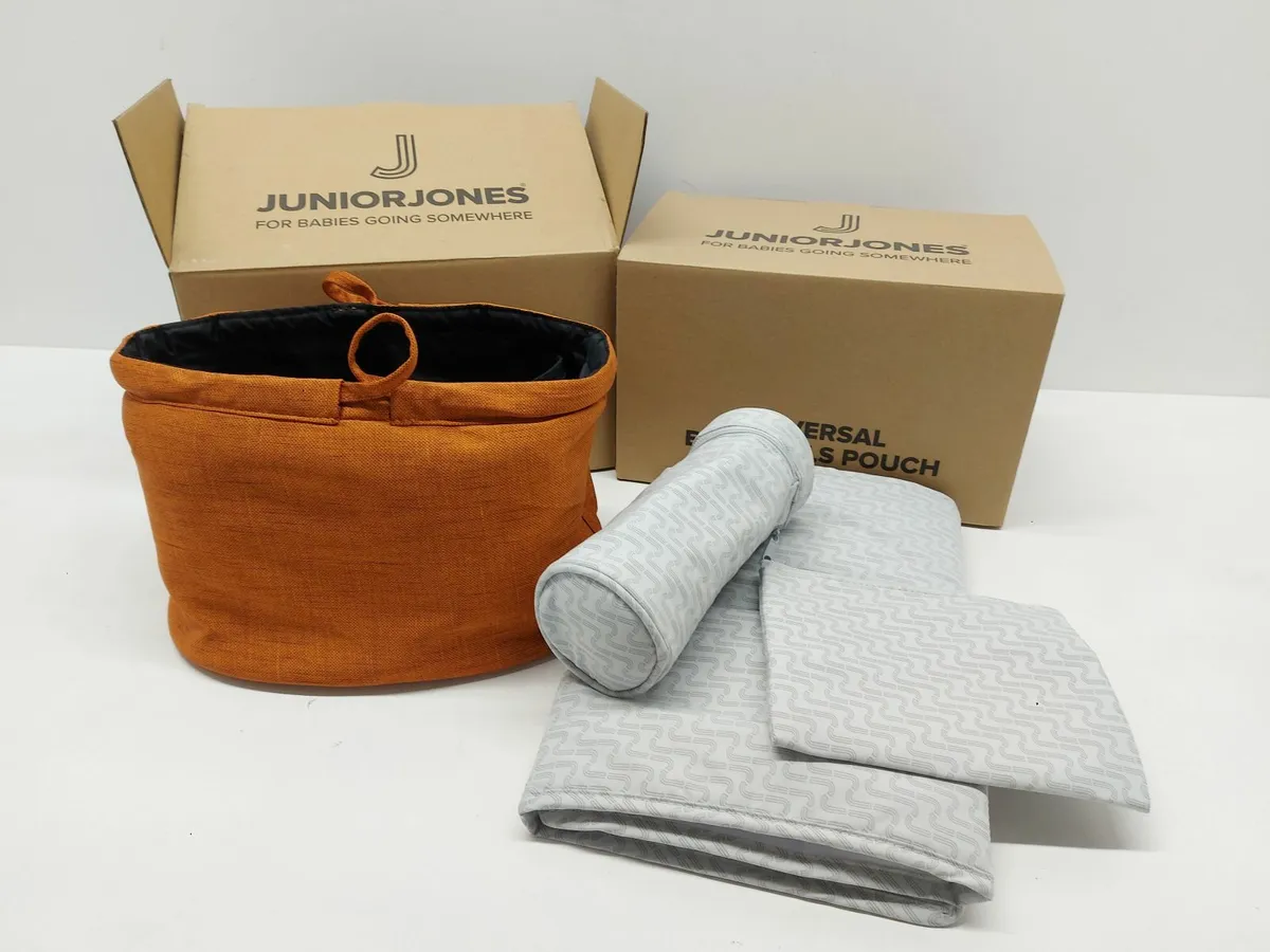 Online Auction Of Essentials Pouch & More! - Image 1