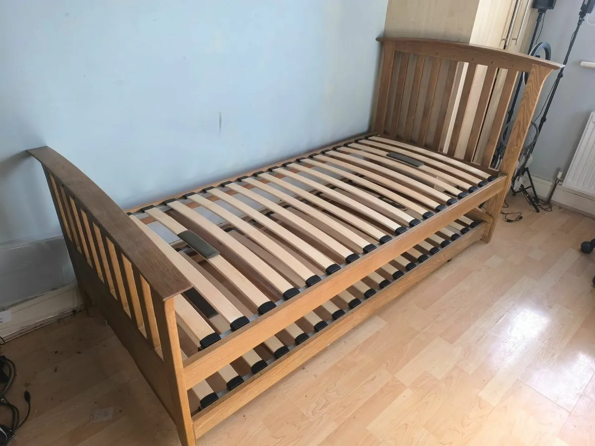 Bed - Image 4