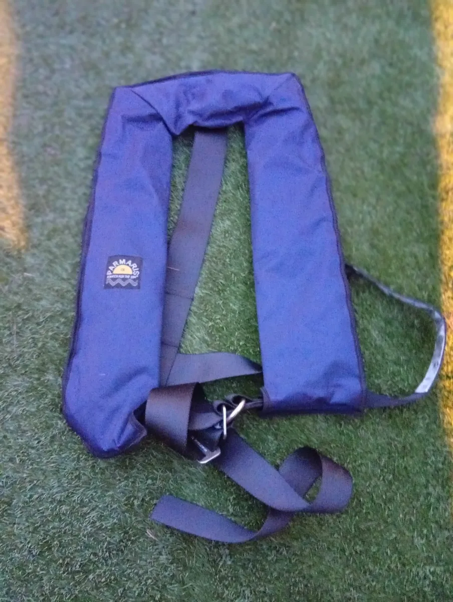 New Quality Automatic Life Jacket Vest - Image 1