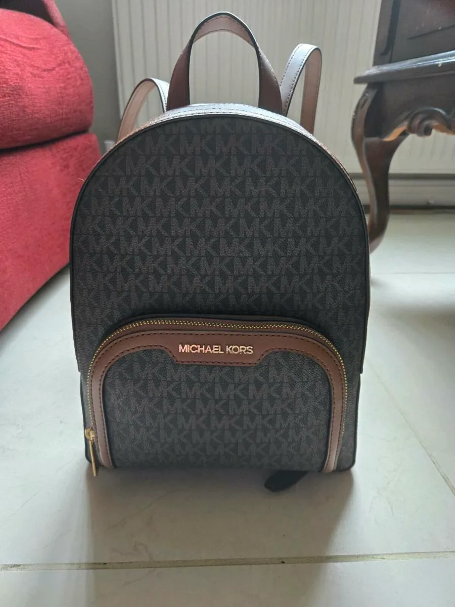Michael kors backpack - Image 1