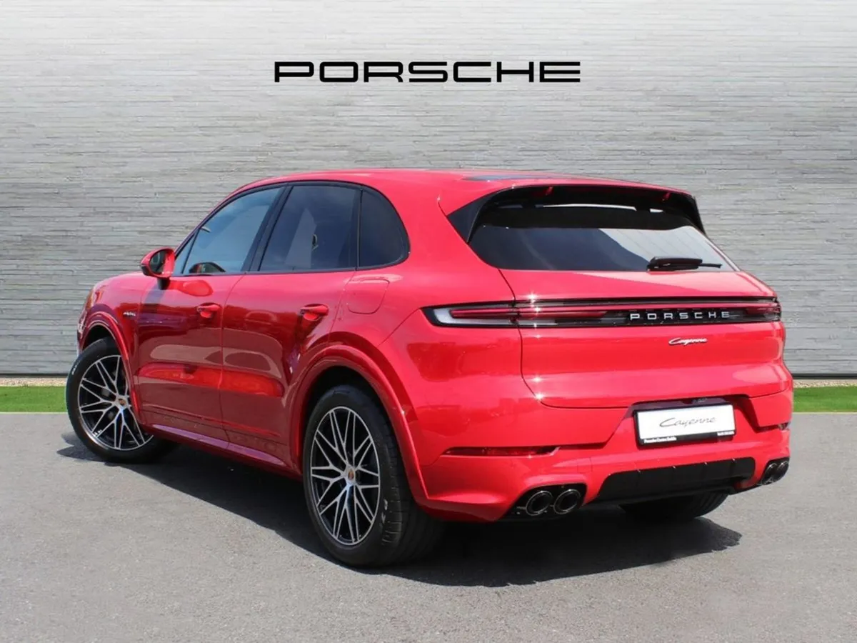 Porsche Cayenne E-hybrid (new) - Image 3