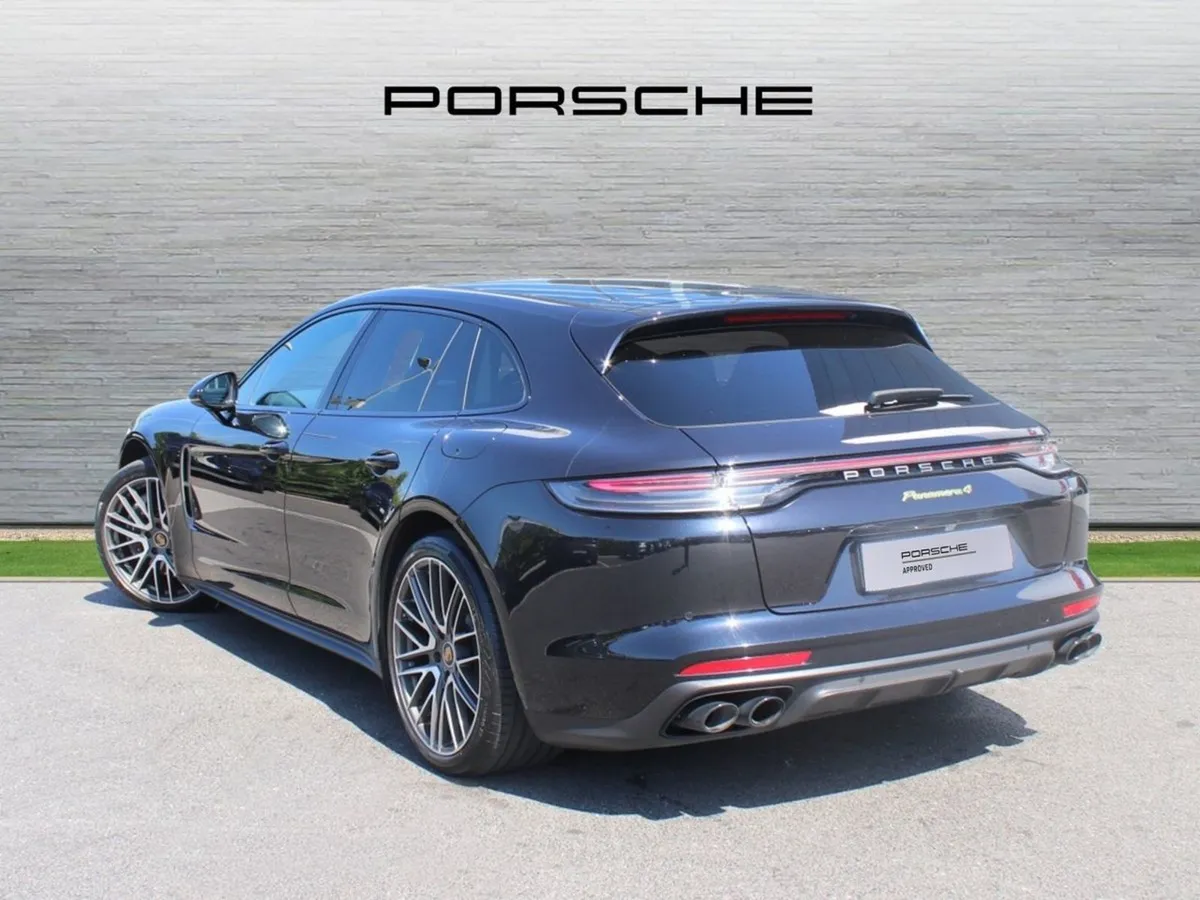 Porsche Panamera 4 E-hybrid Sport Turismo Platinu - Image 3