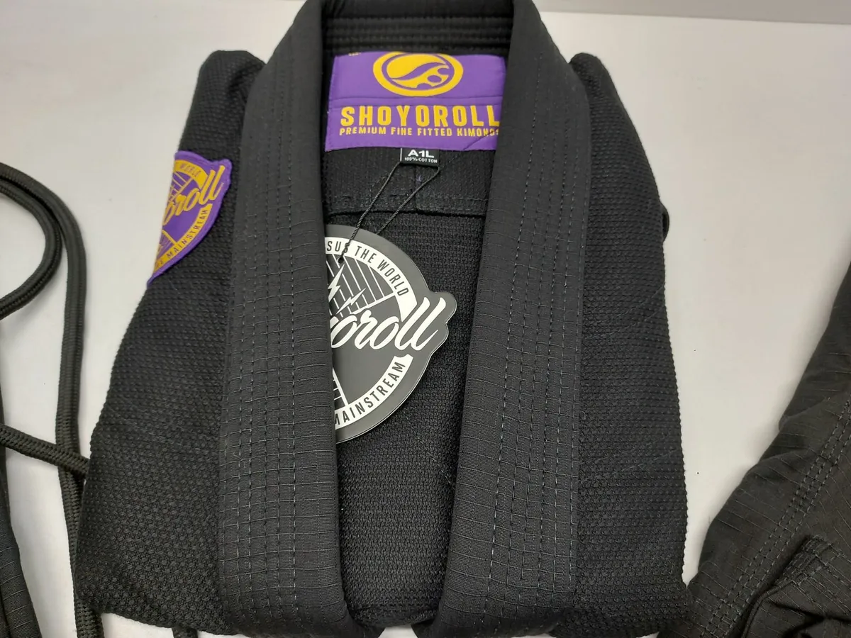 Online Auction Of A Jiu-jitsu Uniform & More! - Image 2
