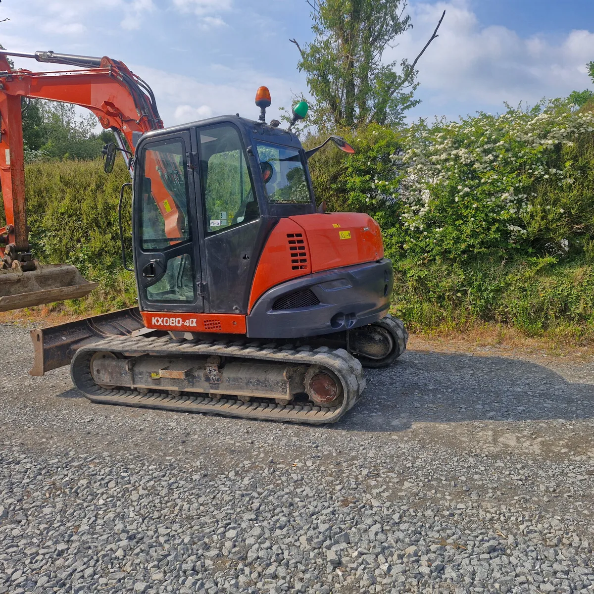 8 tonne digger Hire