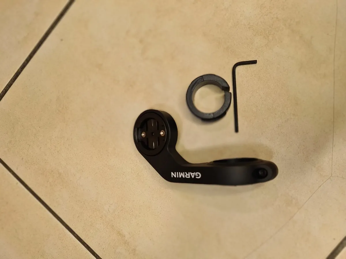 Garmin out front mount. - Image 2