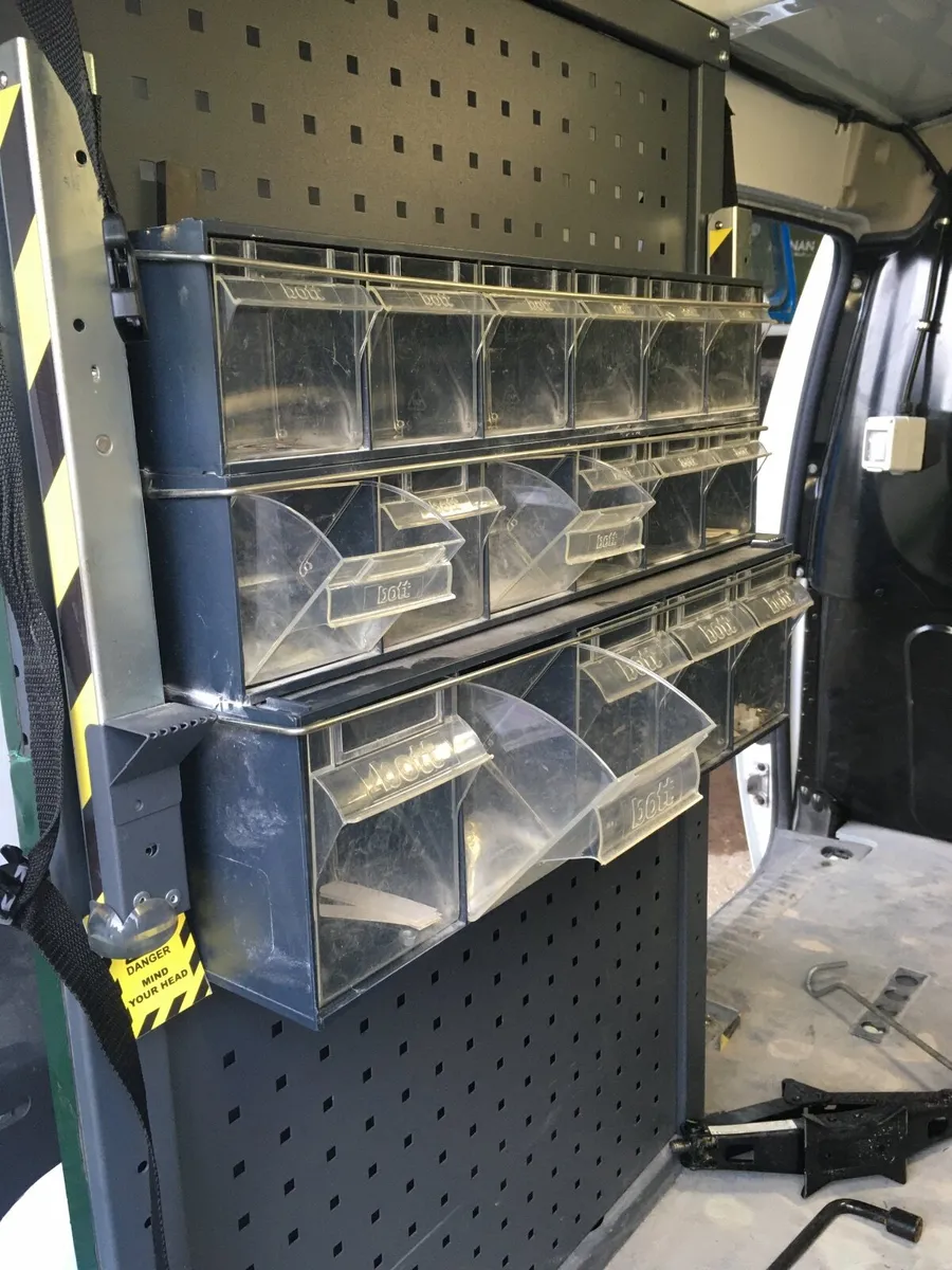 Van shelving - Image 2