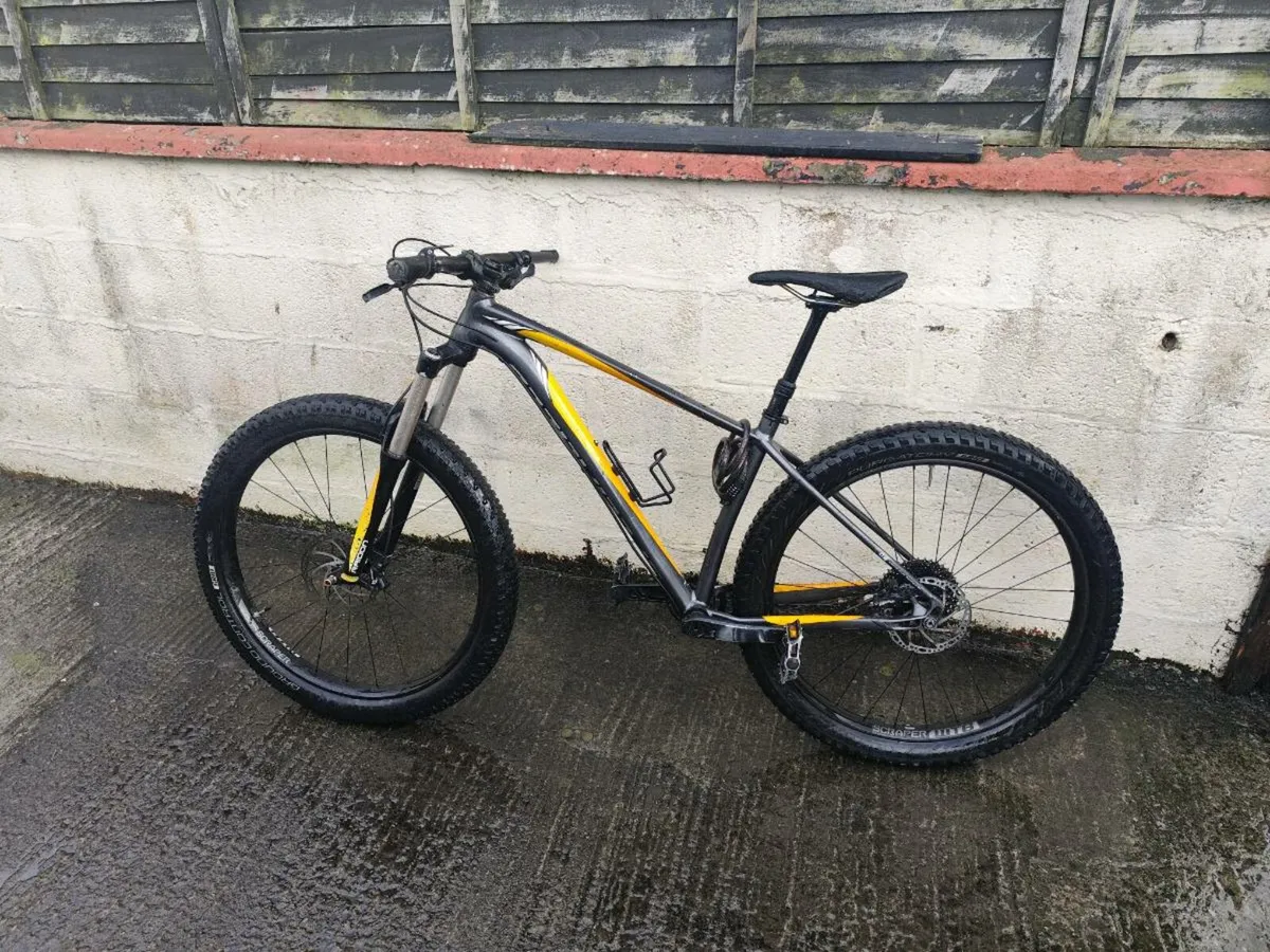 Specialized mountain bike - Image 1