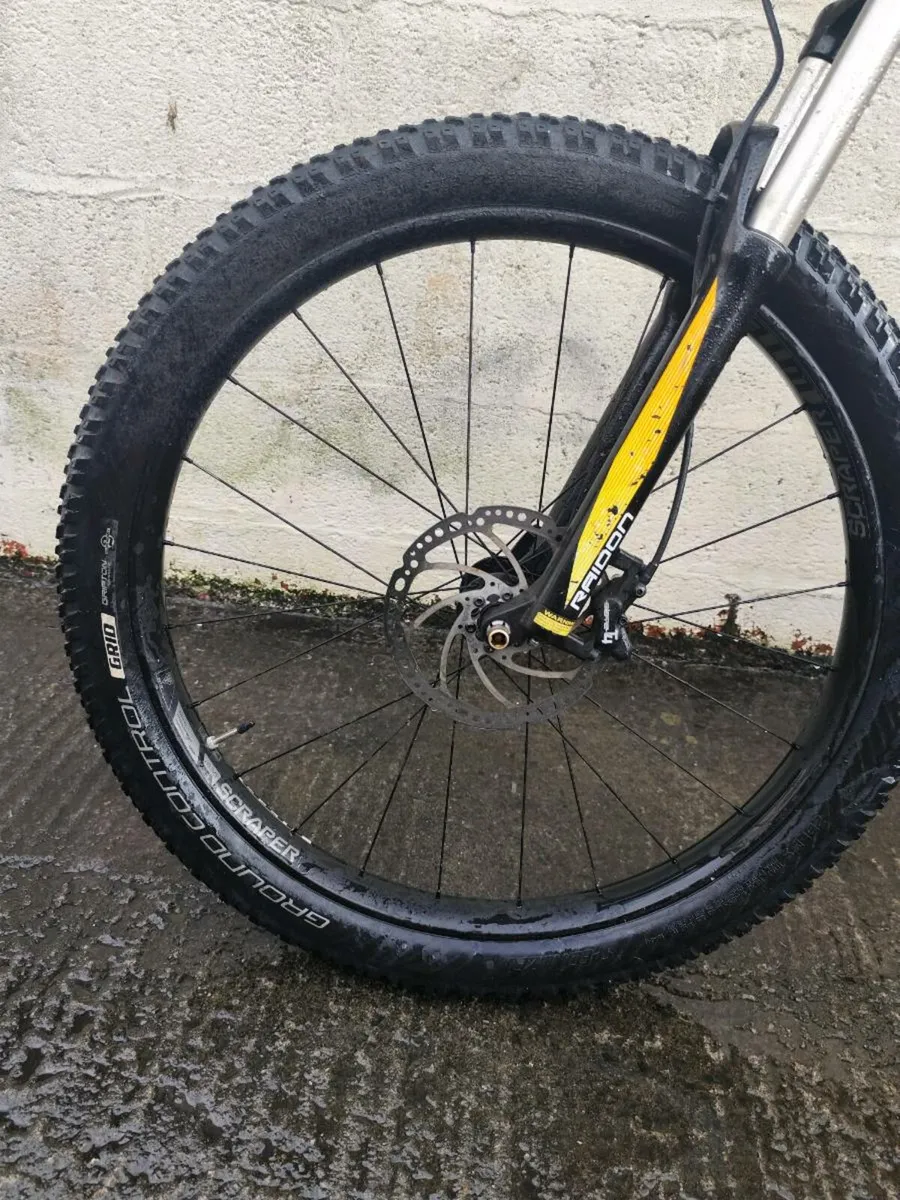 Specialized mountain bike - Image 2
