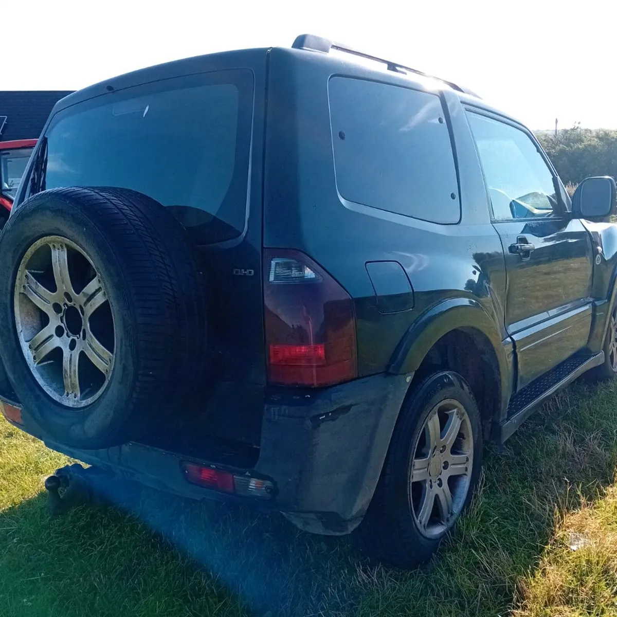 Mitsubishi Pajero 3.2 - Image 2