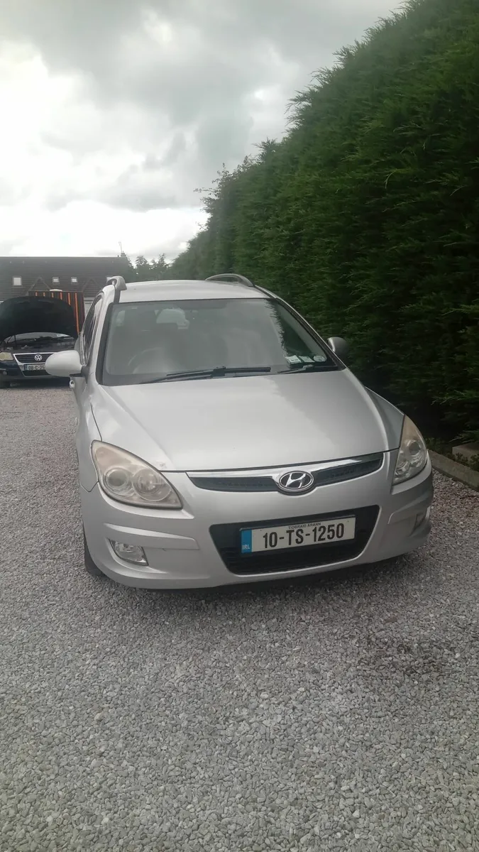 Hyundai i30 2010 - Image 1