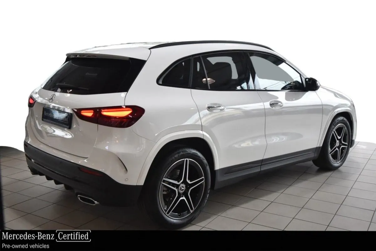 Mercedes-Benz GLA Class 180d AMG Night Pack Auto - Image 3