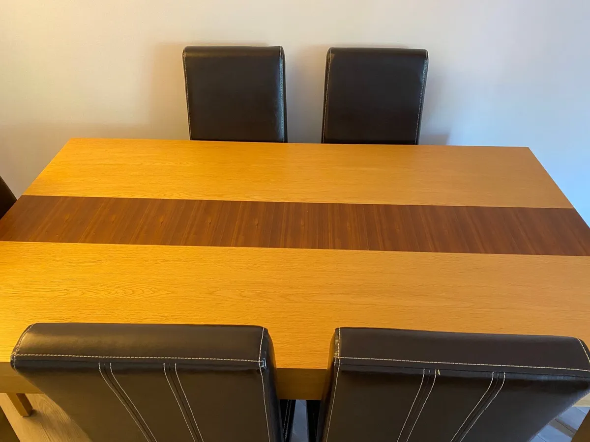 Dining Room Table chairs not incldued - Image 3