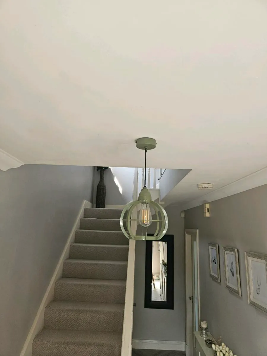 Hanging light fitting - Image 1
